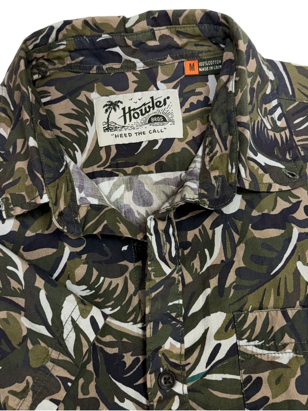 Howler Brothers Shirt Men Medium Green Jungle Camo Mansfield Button Western AOP